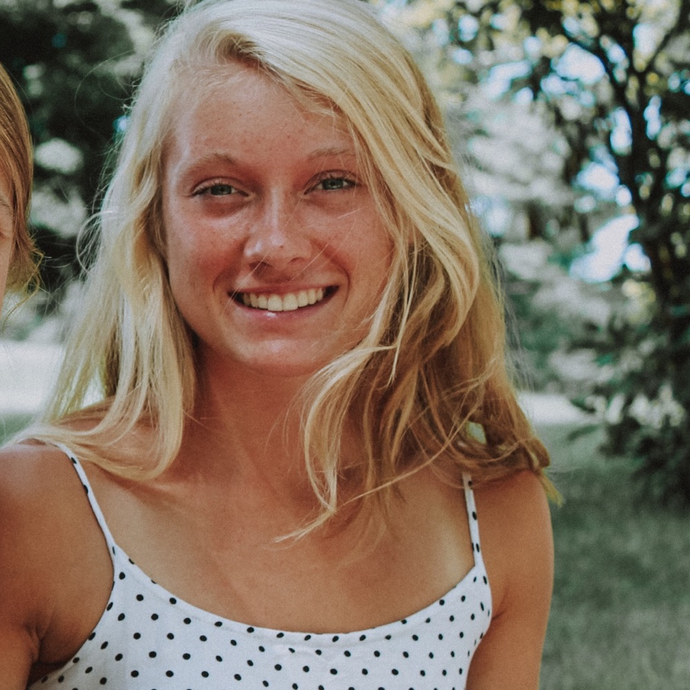 Meet your Posher, Kelly